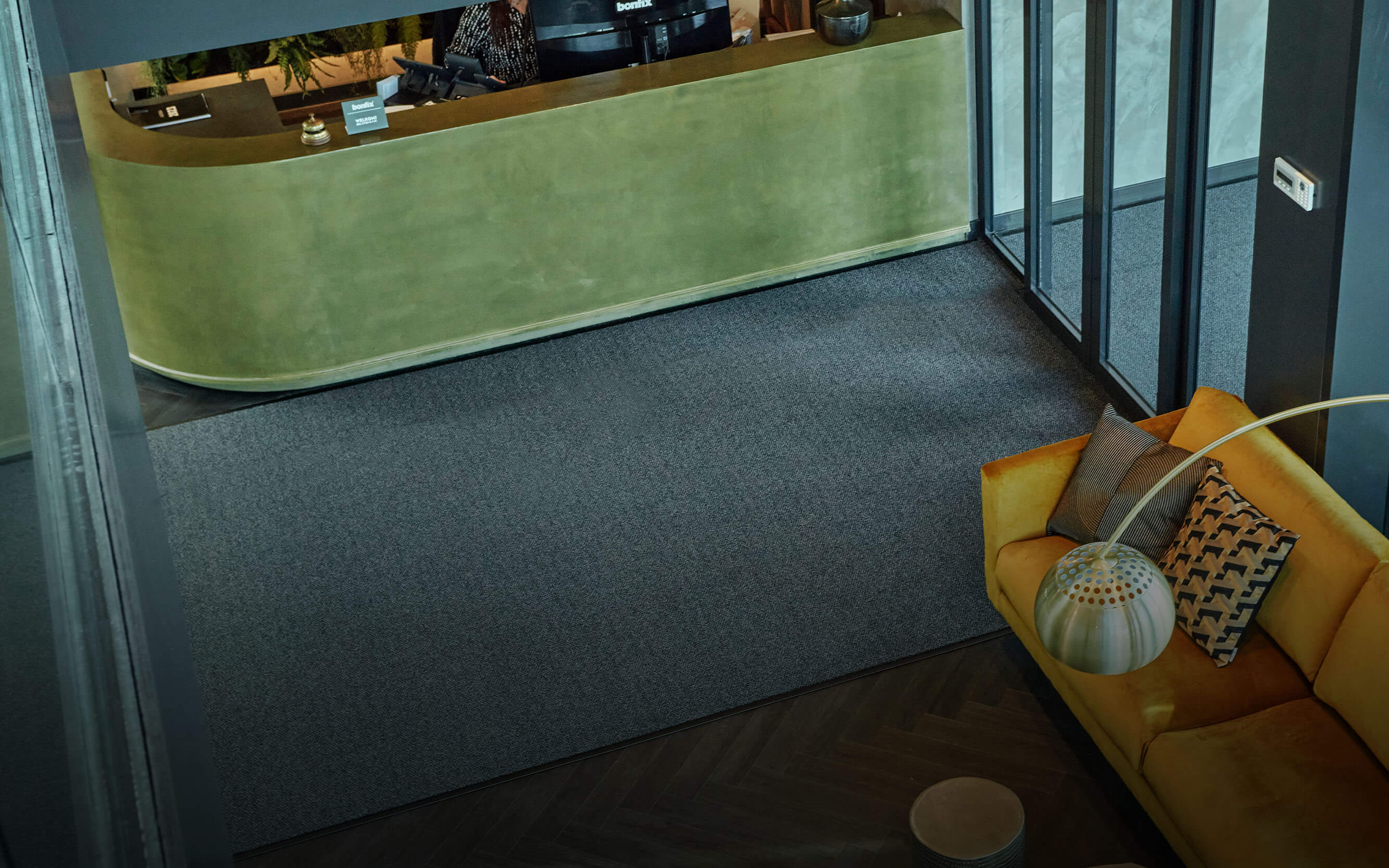 019ab68ec0757fca8eb8b3d96dbdd4eb