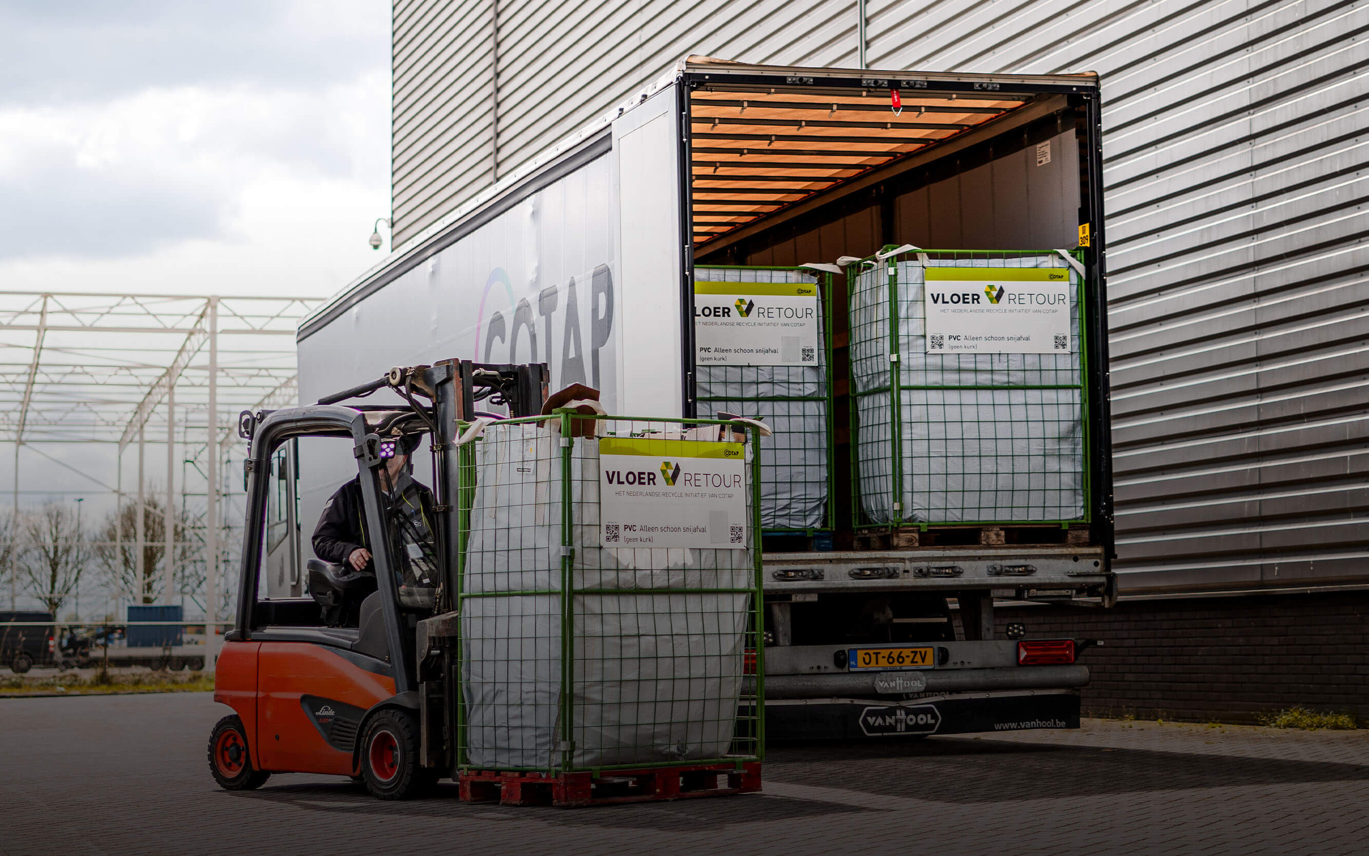 019ab68ec0717ac5a82bd78cc0d346db